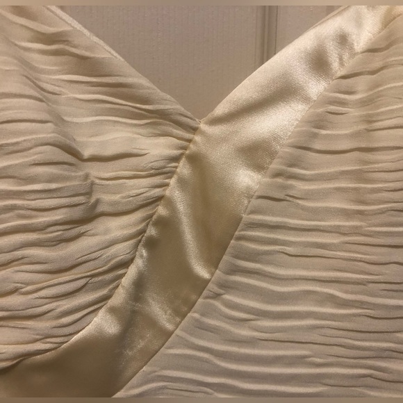 Zakura Dress with Satin Trim & Ruching , Tulip Hemline Cream Colour (Y2… - Picture 3 of 7